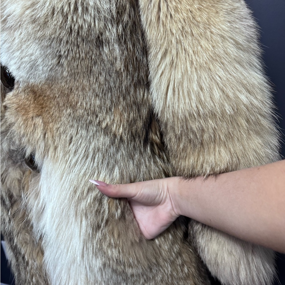 Genuine Wolf Fur Vintage Long Jacket - Picture 5 of 11